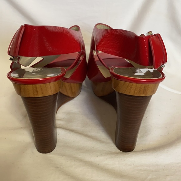 Michael Kors - Picture 3 of 7